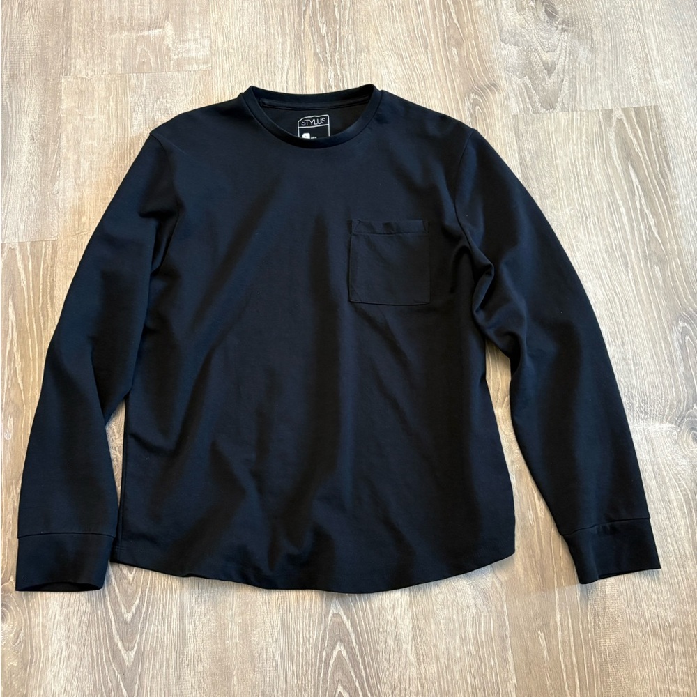 STYLUS Men’s Black Long-Sleeve Crew with Chest Pocket